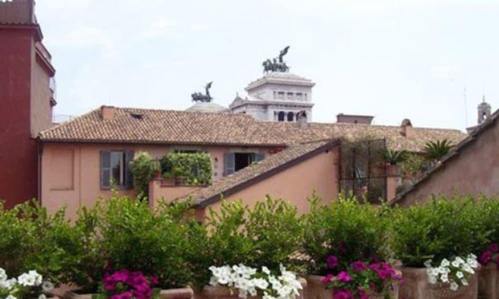 Hosianum Palace Gasthuis Rome